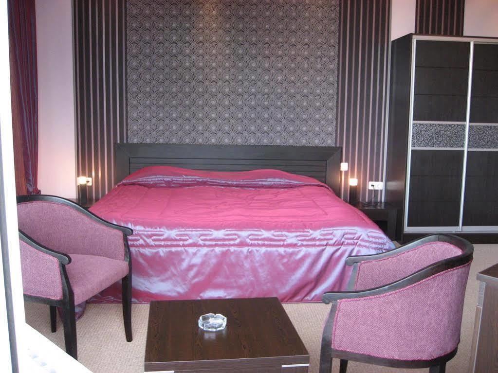 Hotel Ezeroto สตาราซาโกรา ภายนอก รูปภาพ