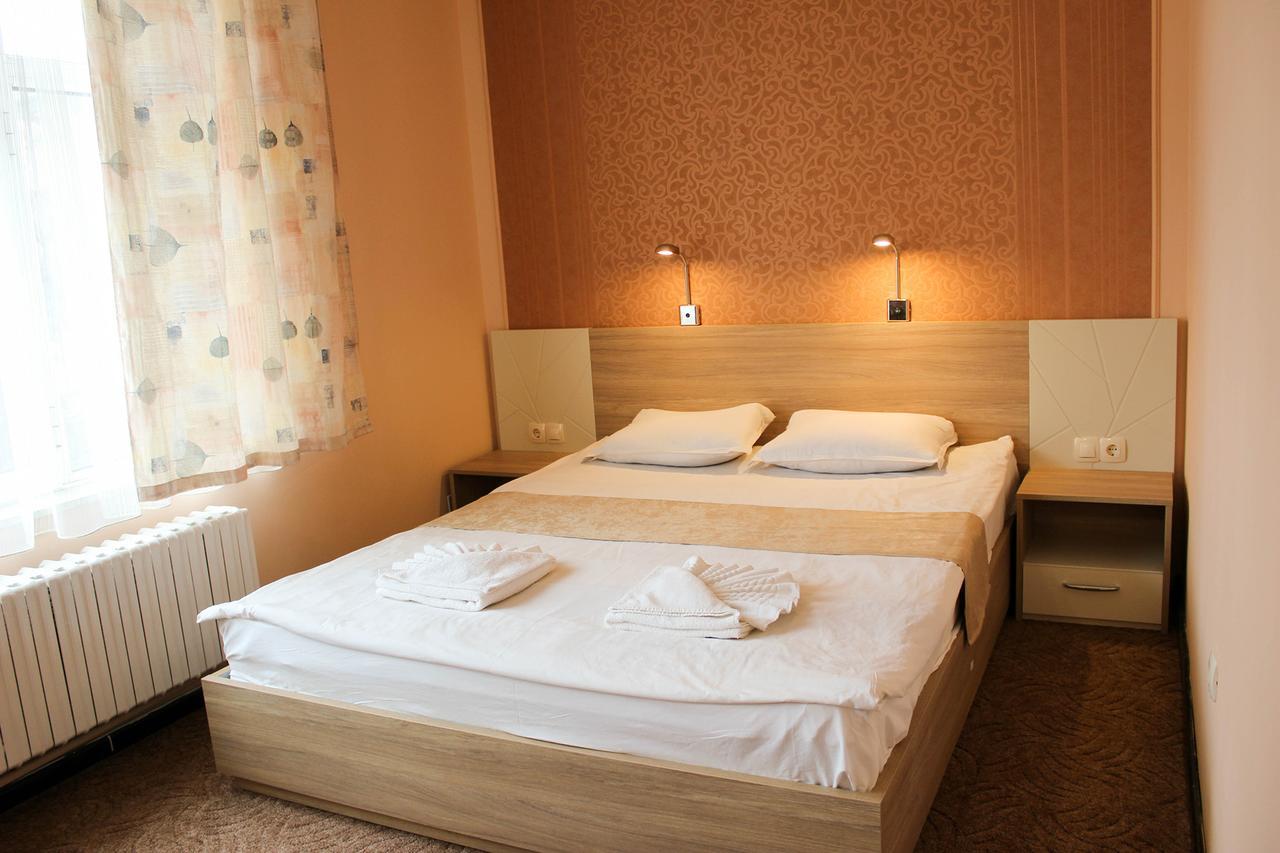 Hotel Ezeroto สตาราซาโกรา ภายนอก รูปภาพ