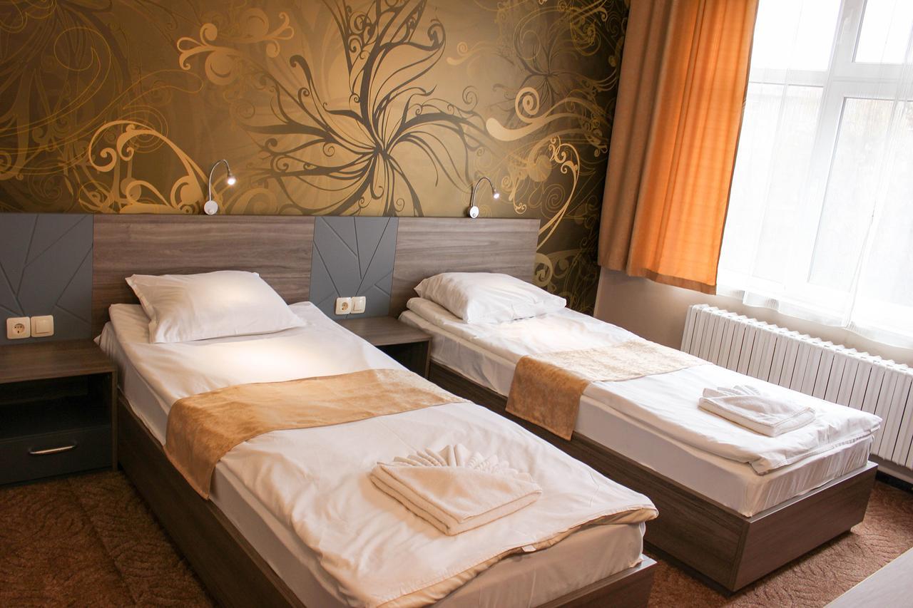 Hotel Ezeroto สตาราซาโกรา ภายนอก รูปภาพ